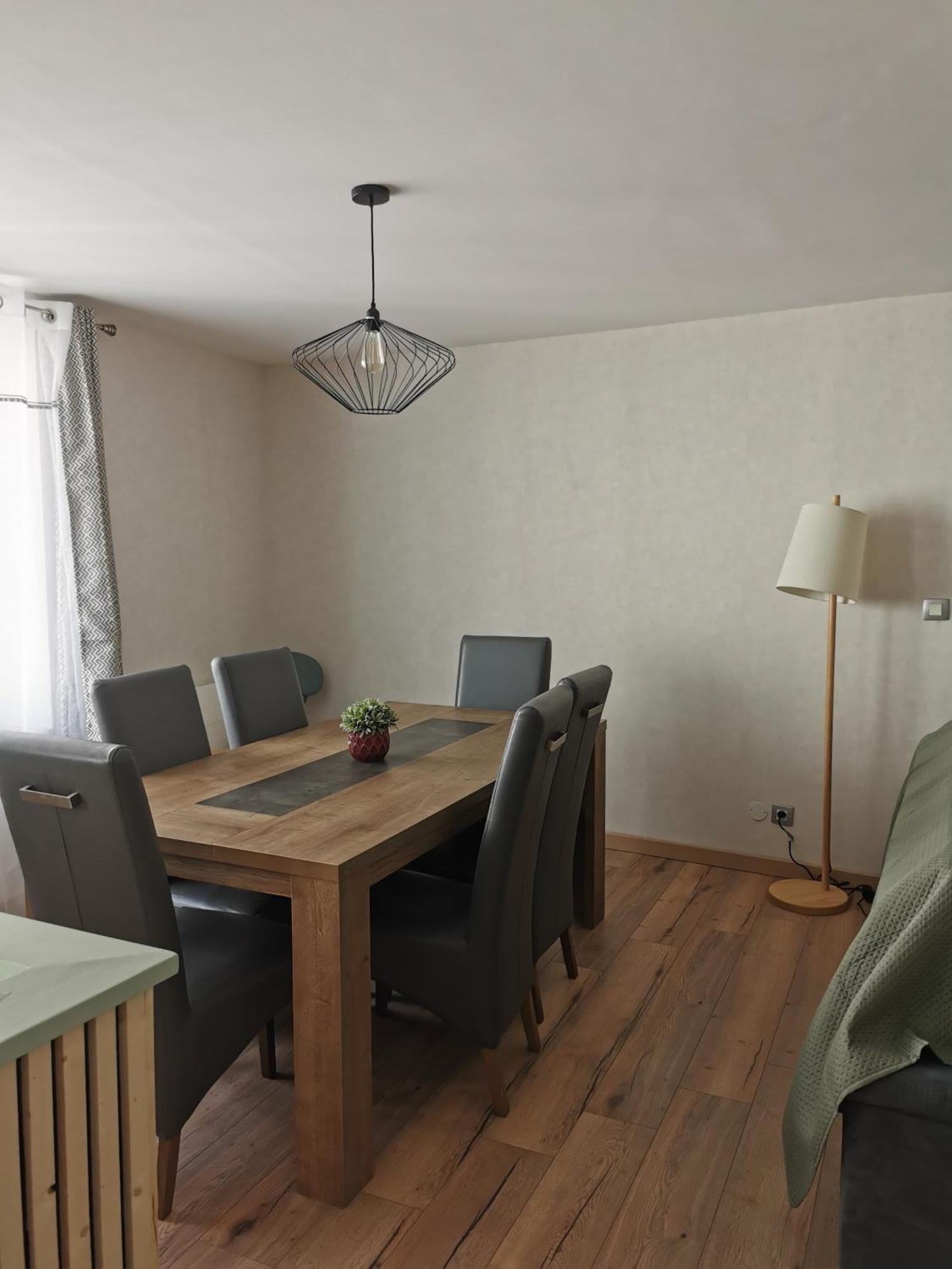Maisondeville_Le_Cent_Un Angoulême Exteriér fotografie